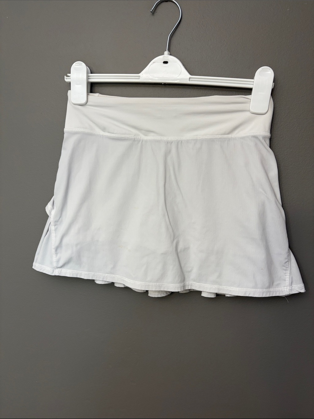 lululemon athletica White Athletic Skort - Size 2 Tall
